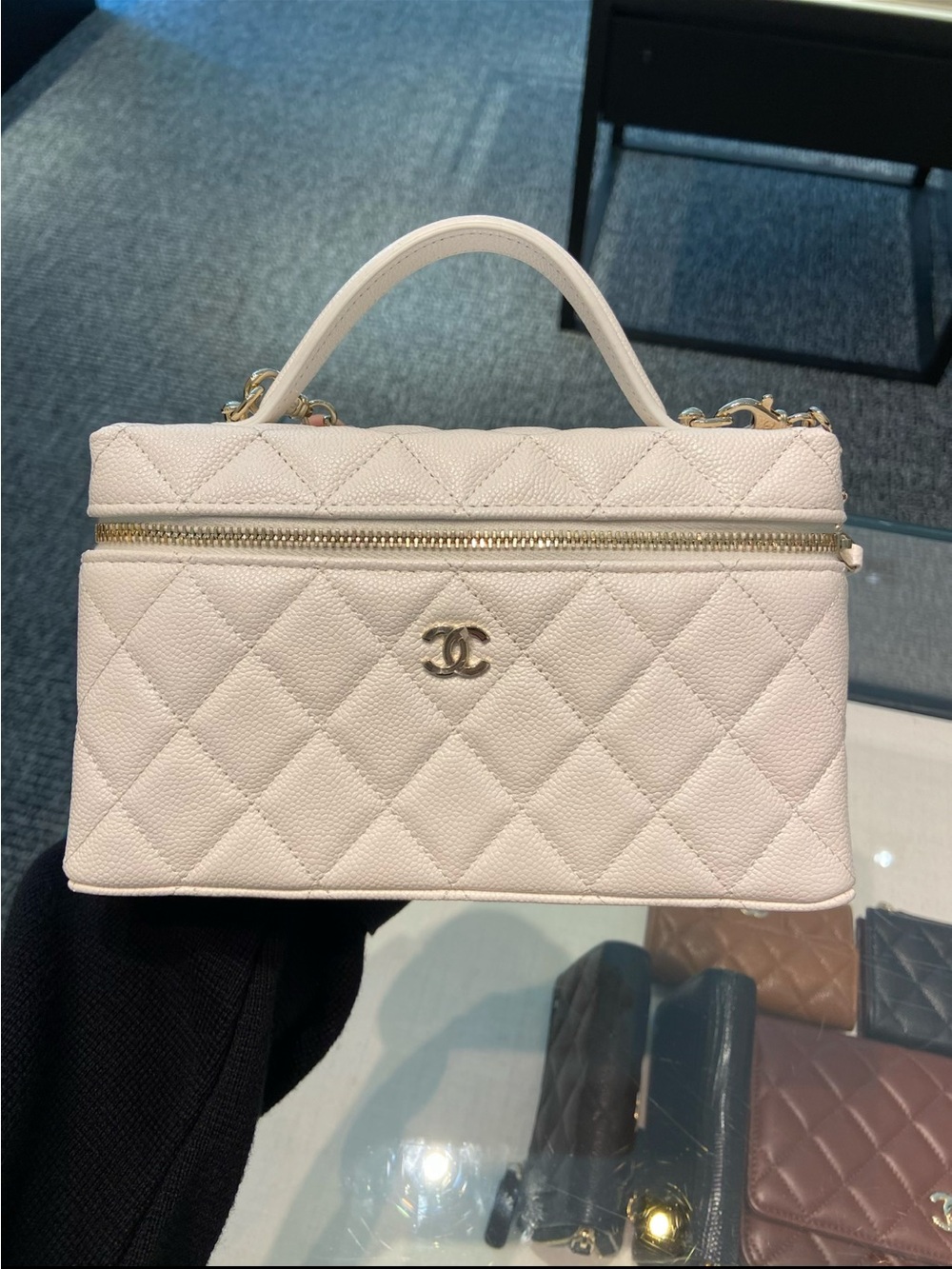 AUTH NWTChanel White Quilted Vanity slim Top-Handle Bag